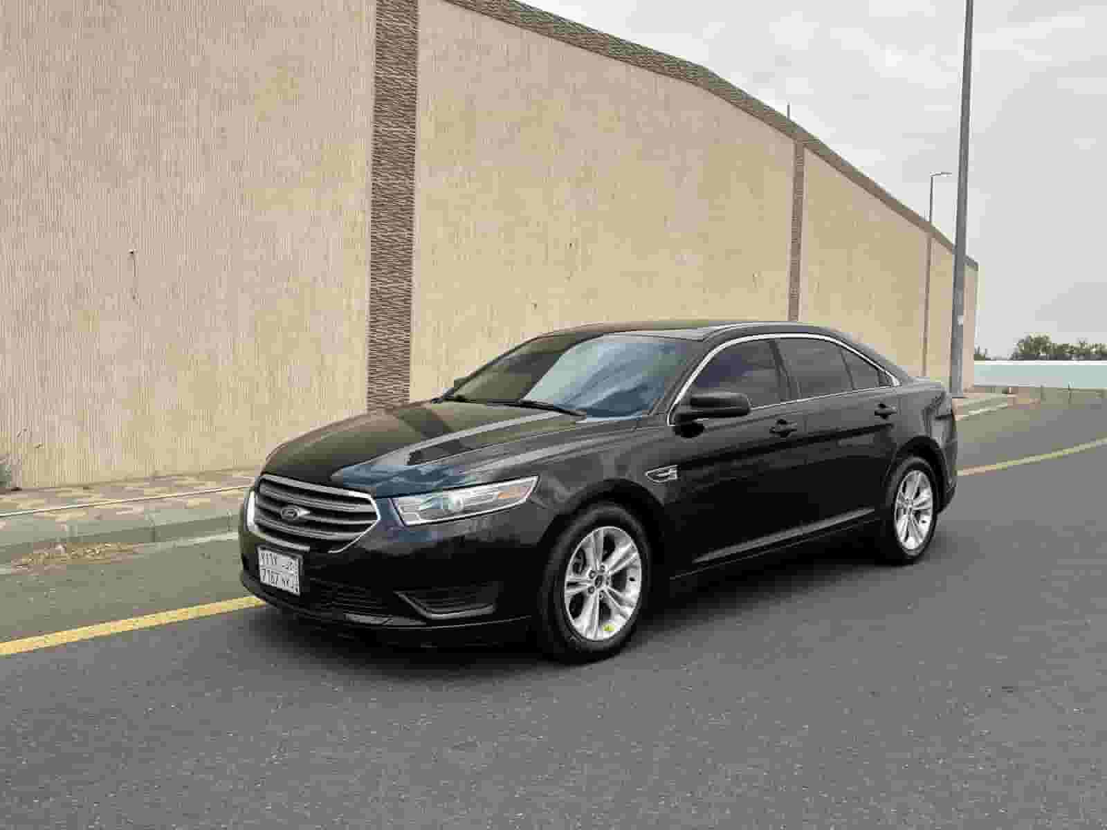 Ford Taurus 2015 for sale