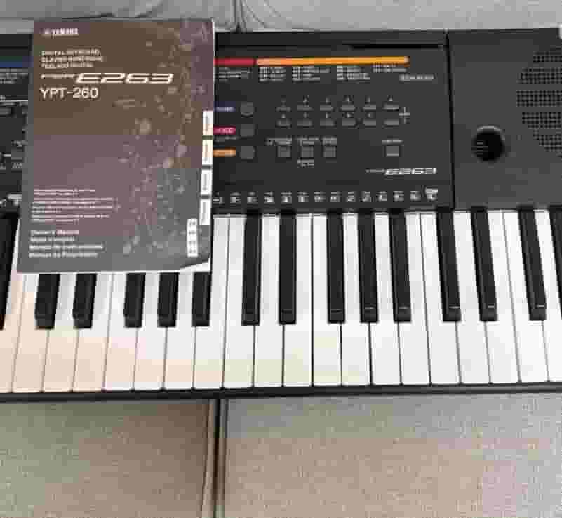 Yamaha 61 keys piano 
