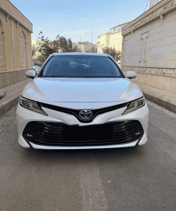 Toyota Camry GLE model 2020