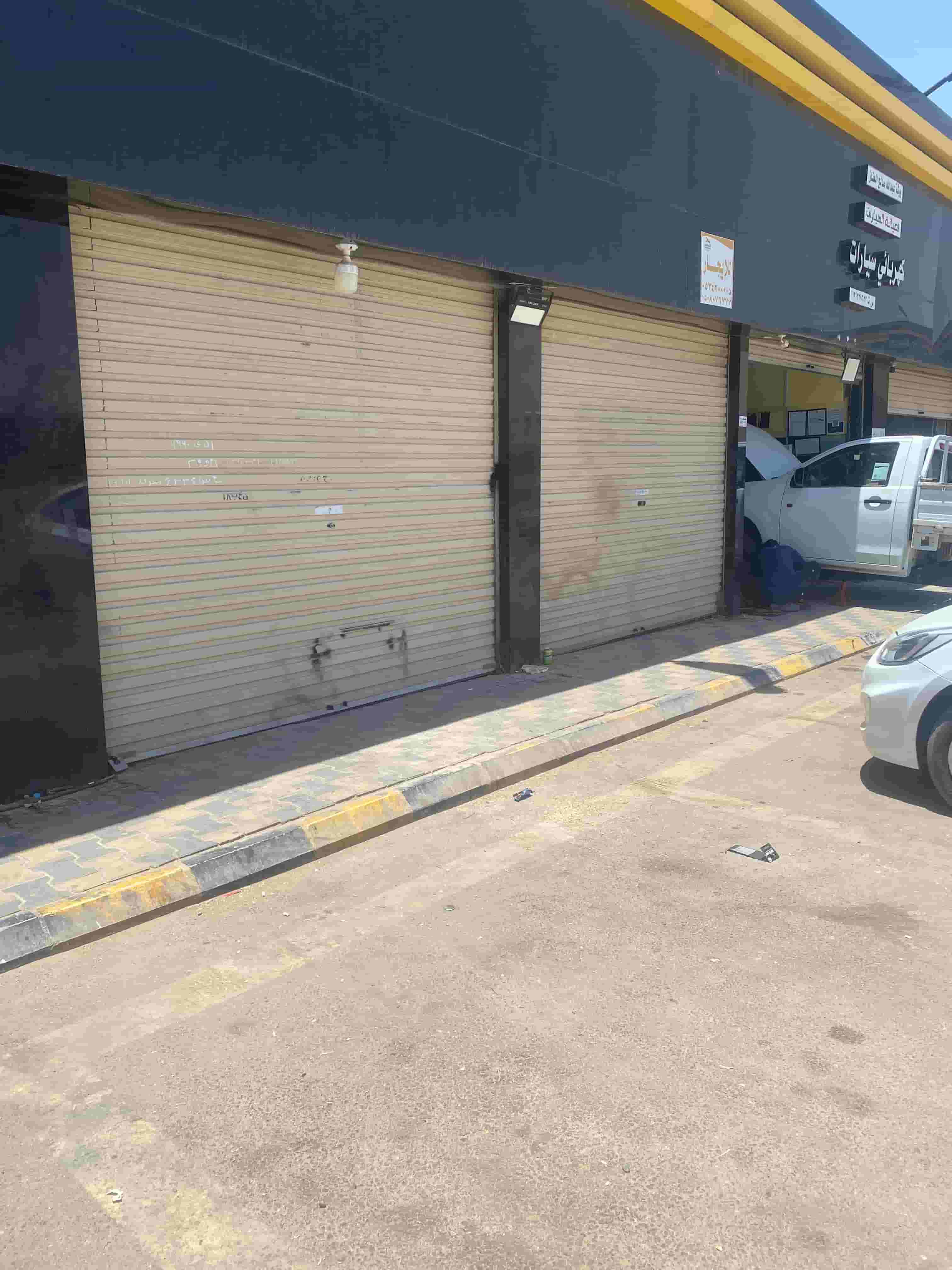 For rent shops in Benzinco station