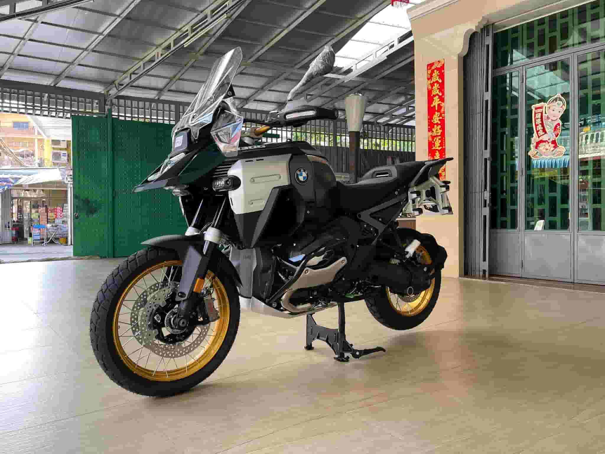  BMW R1300 GS  
