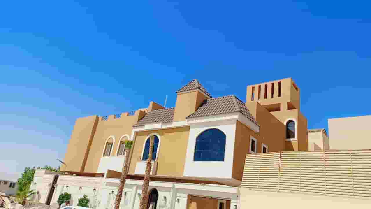 معلم قراميد والحديد
