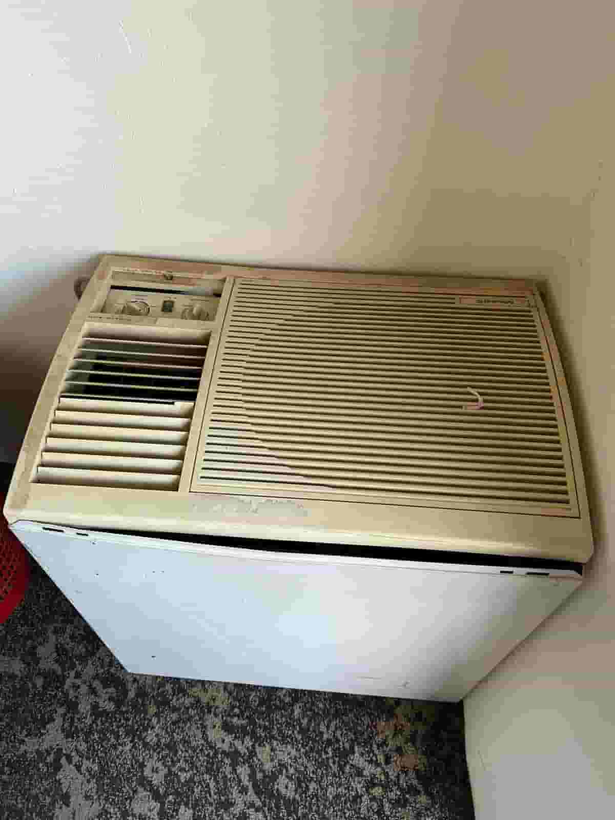Air conditioner for sale clean use