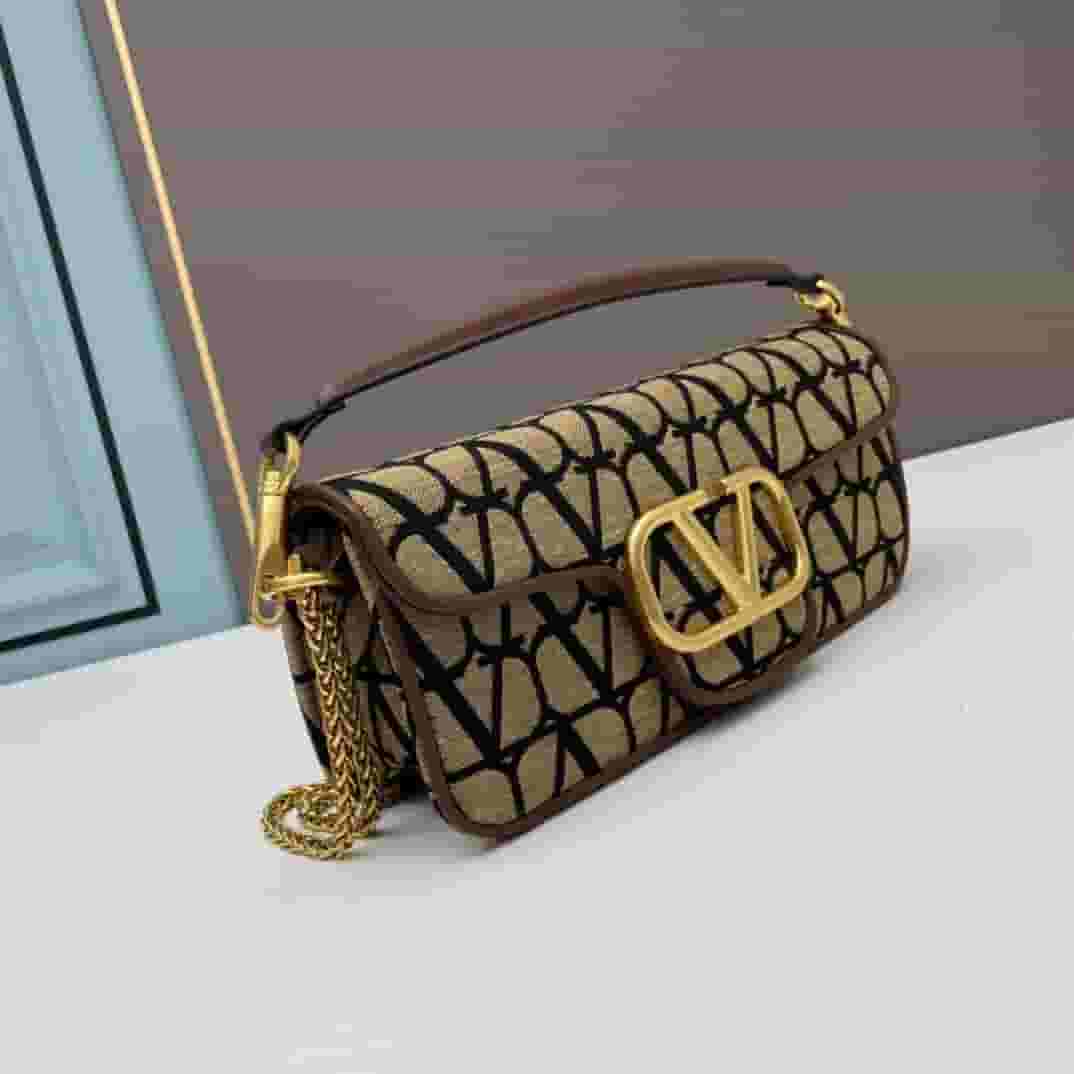 Valentino bag for sale