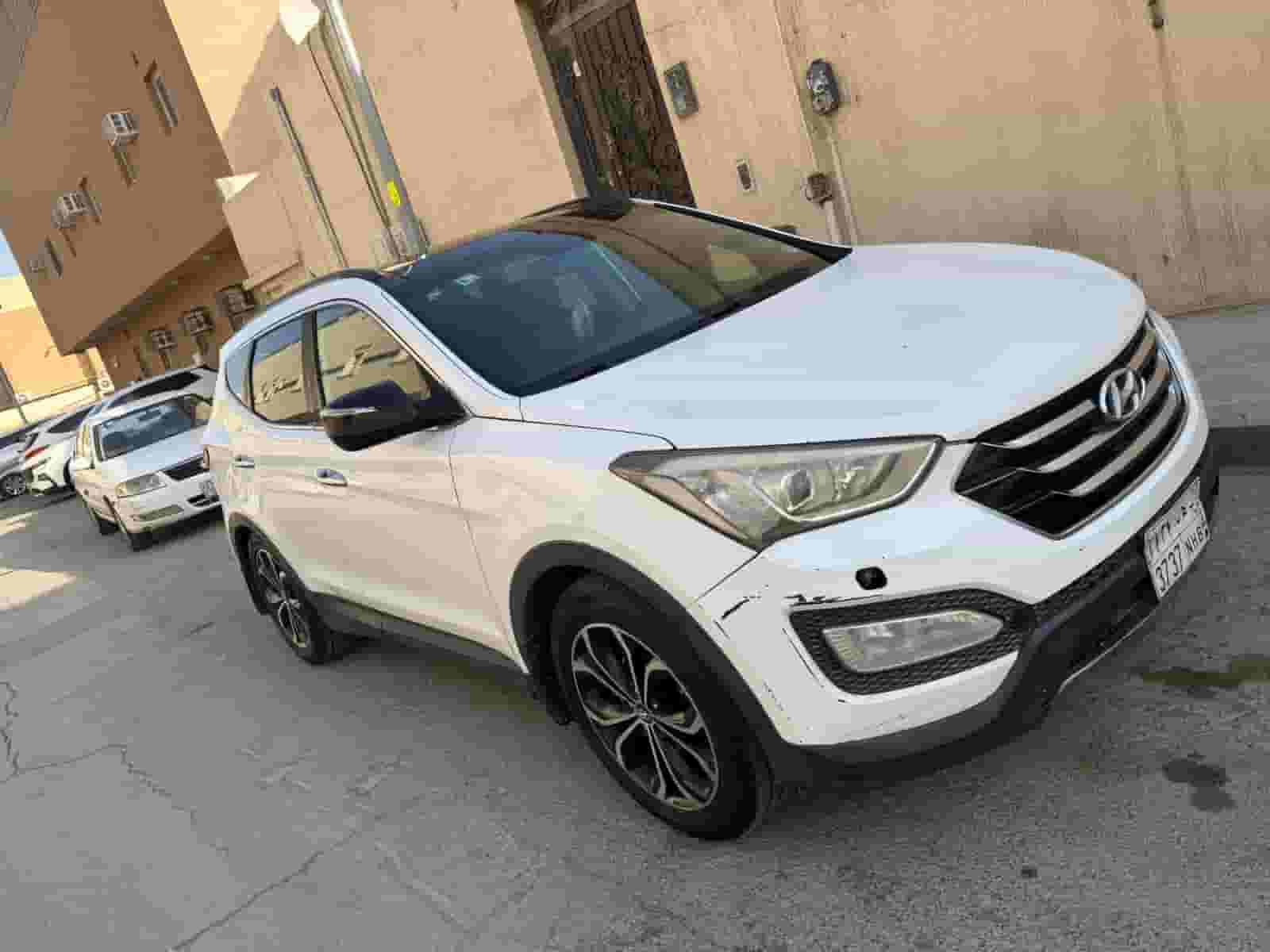 للبيع هيونداي سنتافي 2013