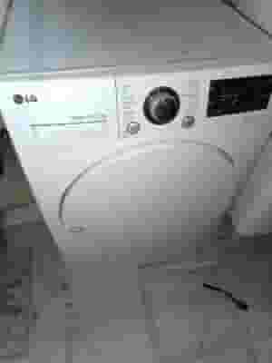 مجفف 7كجم من نوع LGممتاز جدا جدا للبيع بالرياض