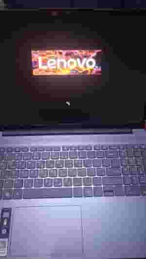 كمبيوتر محمول جديد