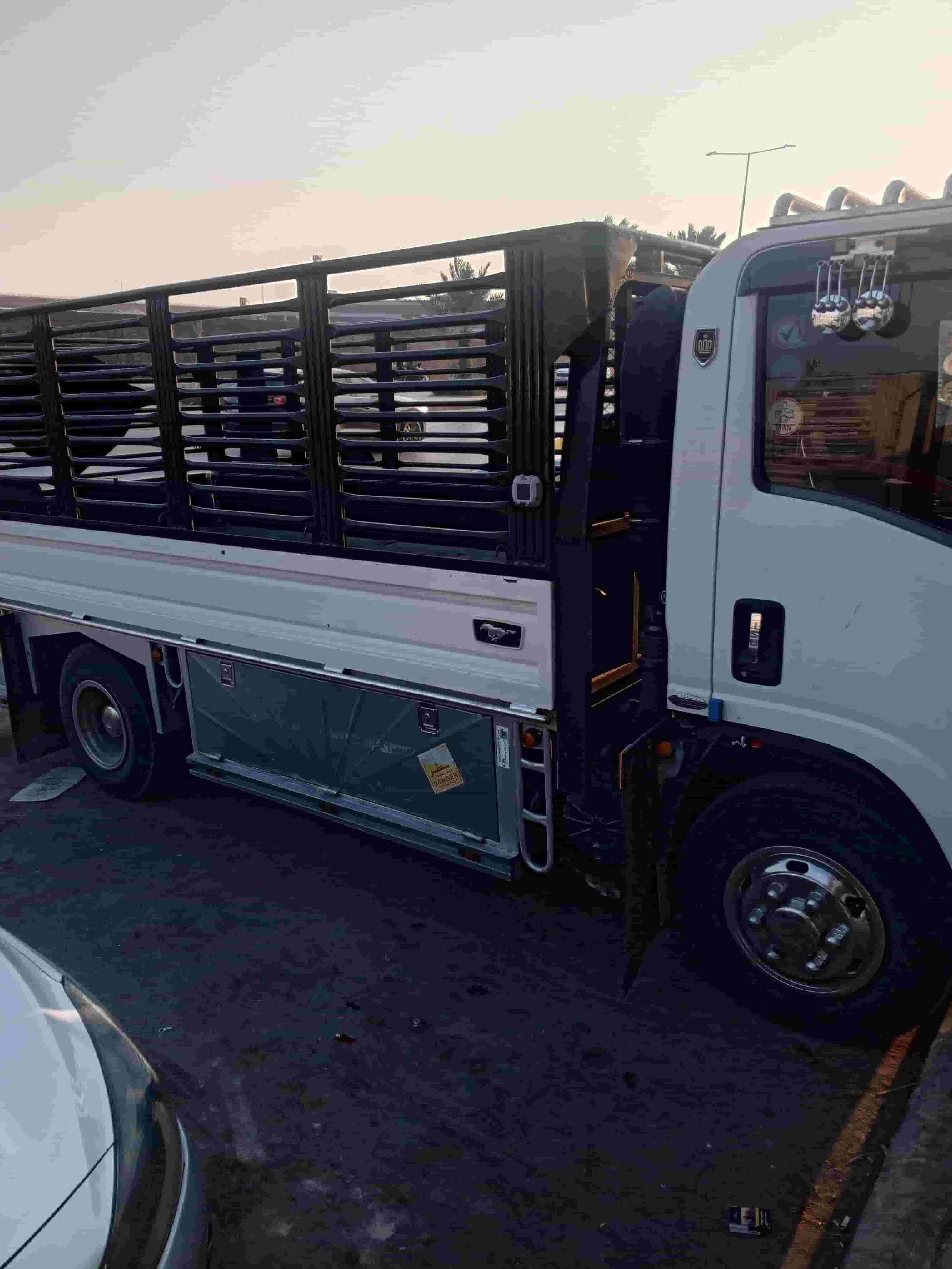 Moving furniture inside and outside Riyadh with dismantling and installation