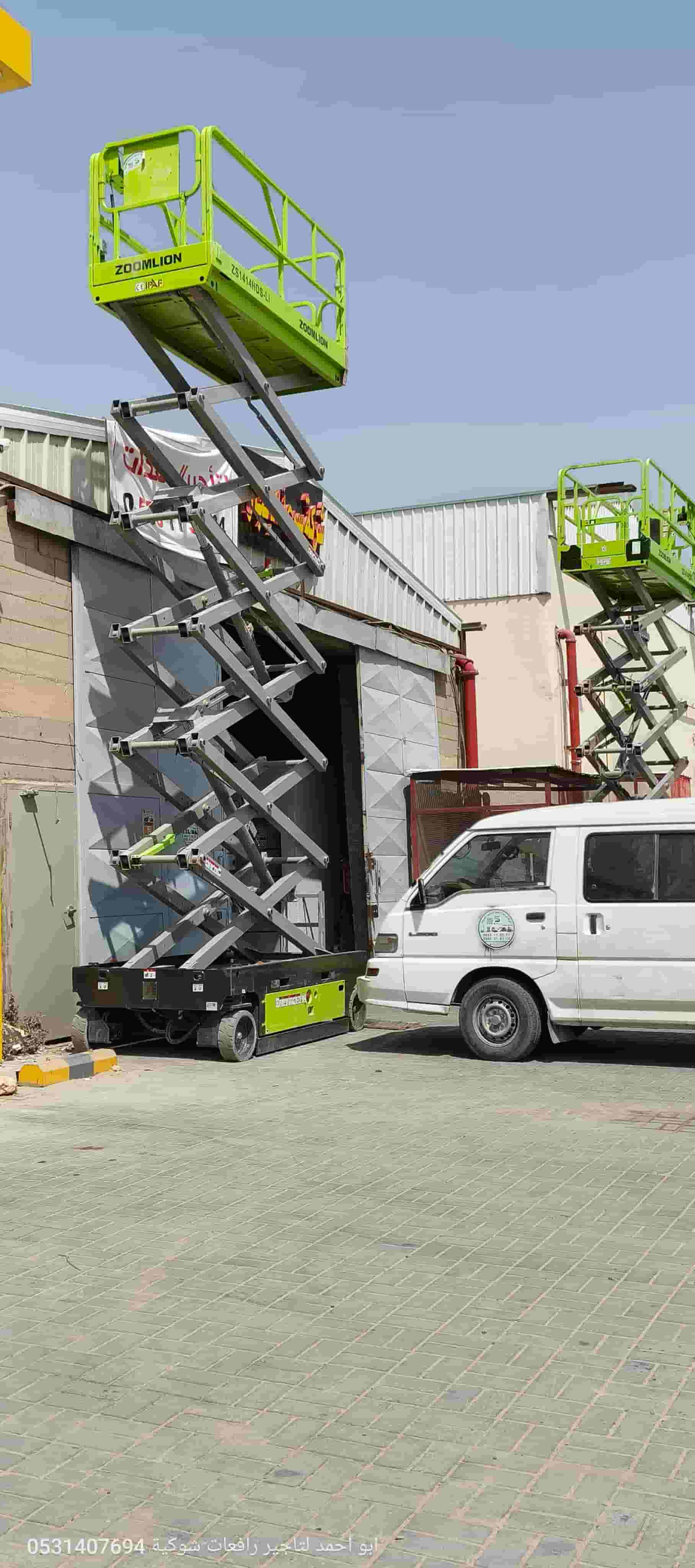 Manlift Manlift Scaffold Electric Scaffold Diesel Crane Shiol for rent Dammam Madina Al Qassim