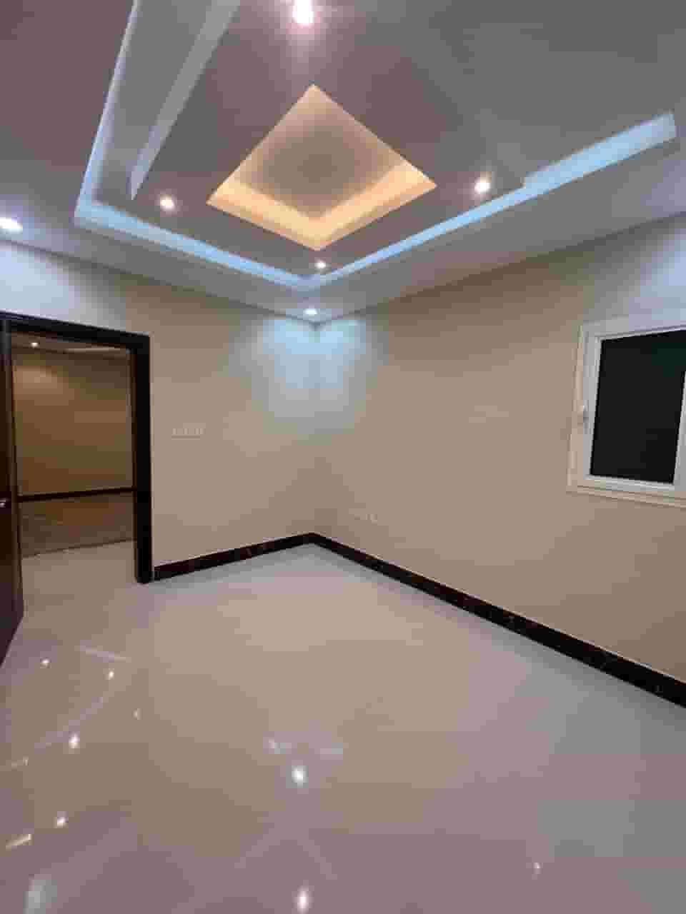 Apartment in Al Maizilah neighborhood