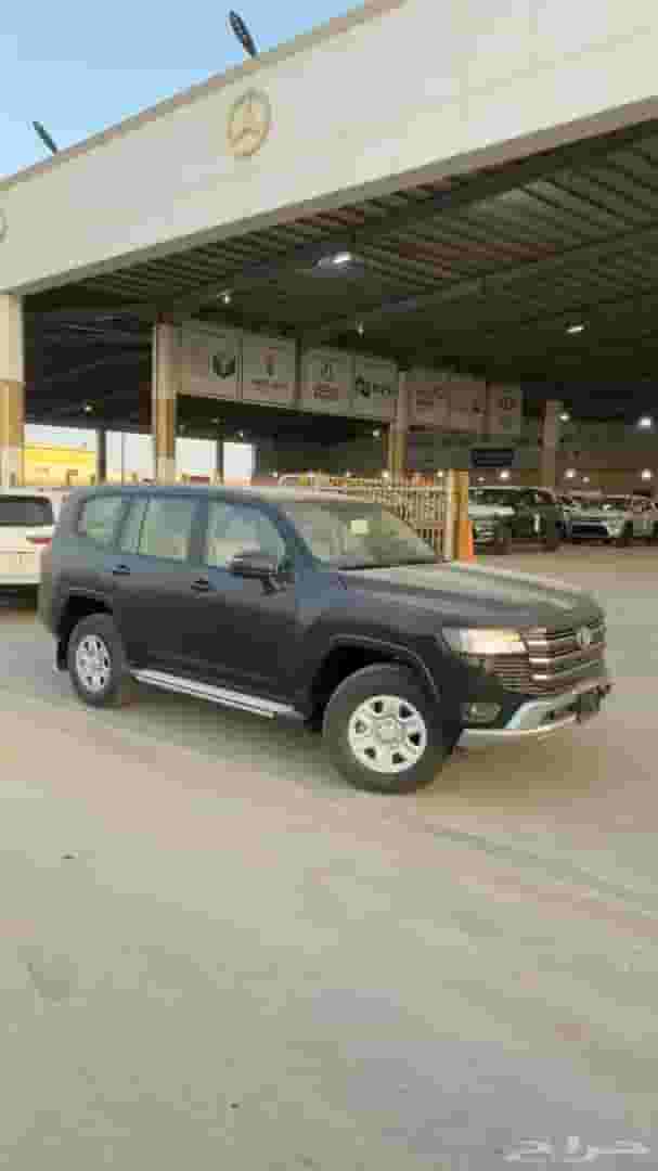 تويوتا لاندكروزر 2025  