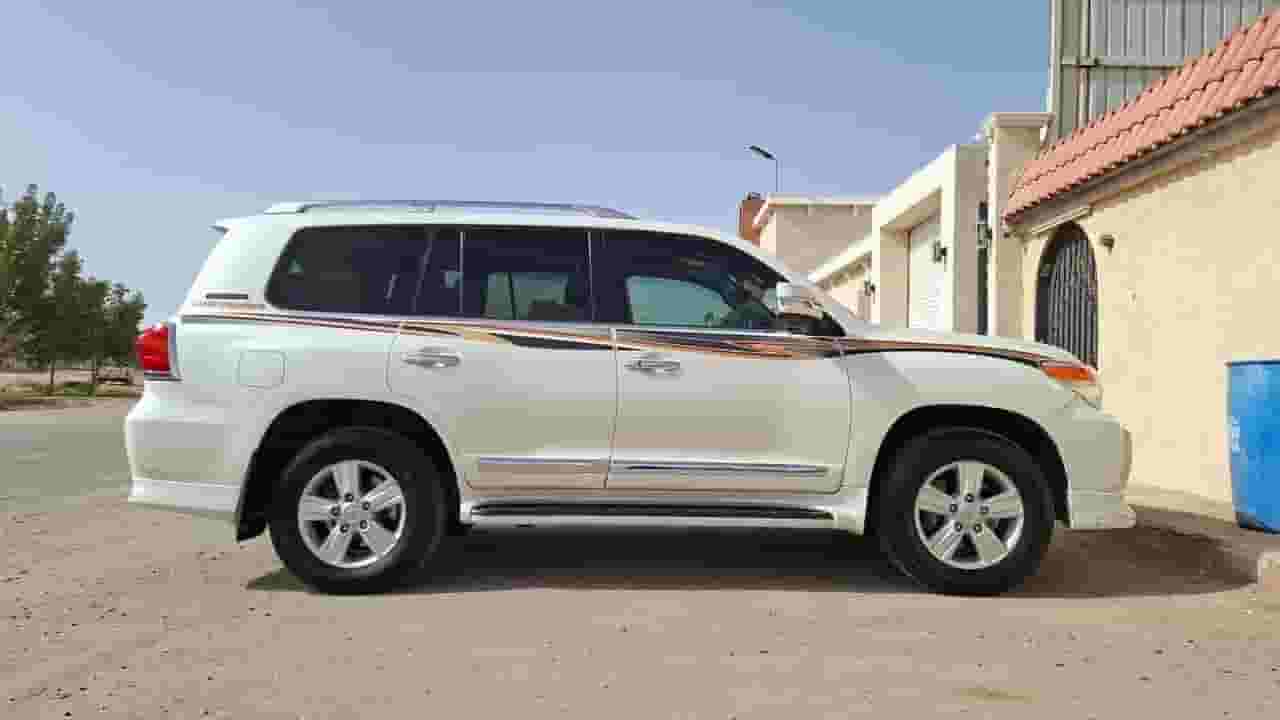 تويوتا لاندكروزر 2015