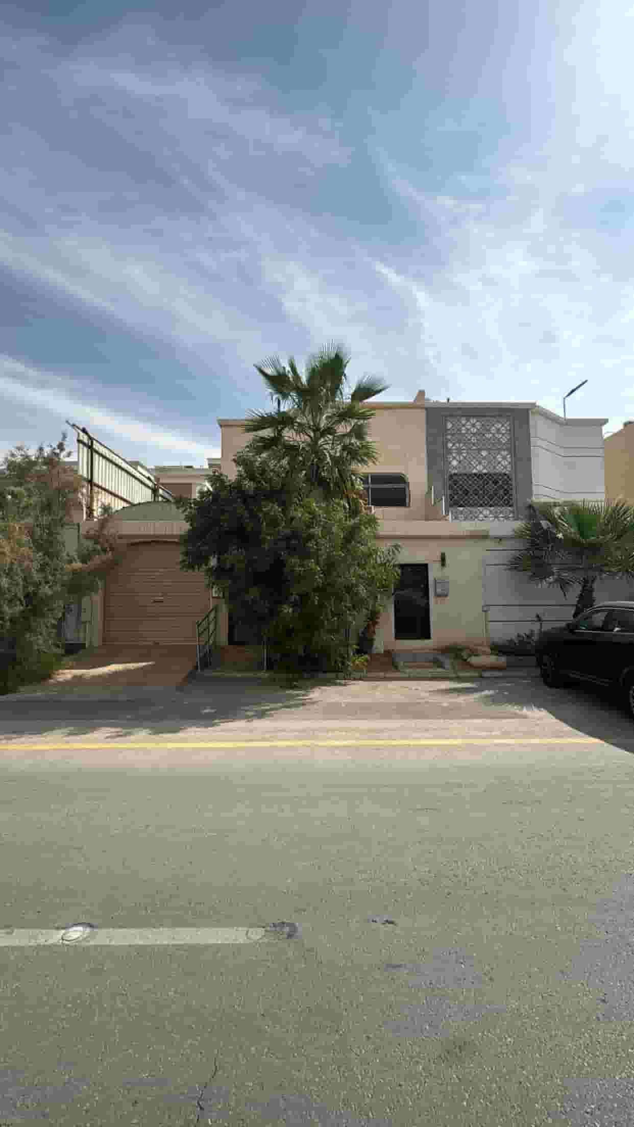 للبيع فيلا دبلكس 250م2 حي الاندلس شارع 30 ش