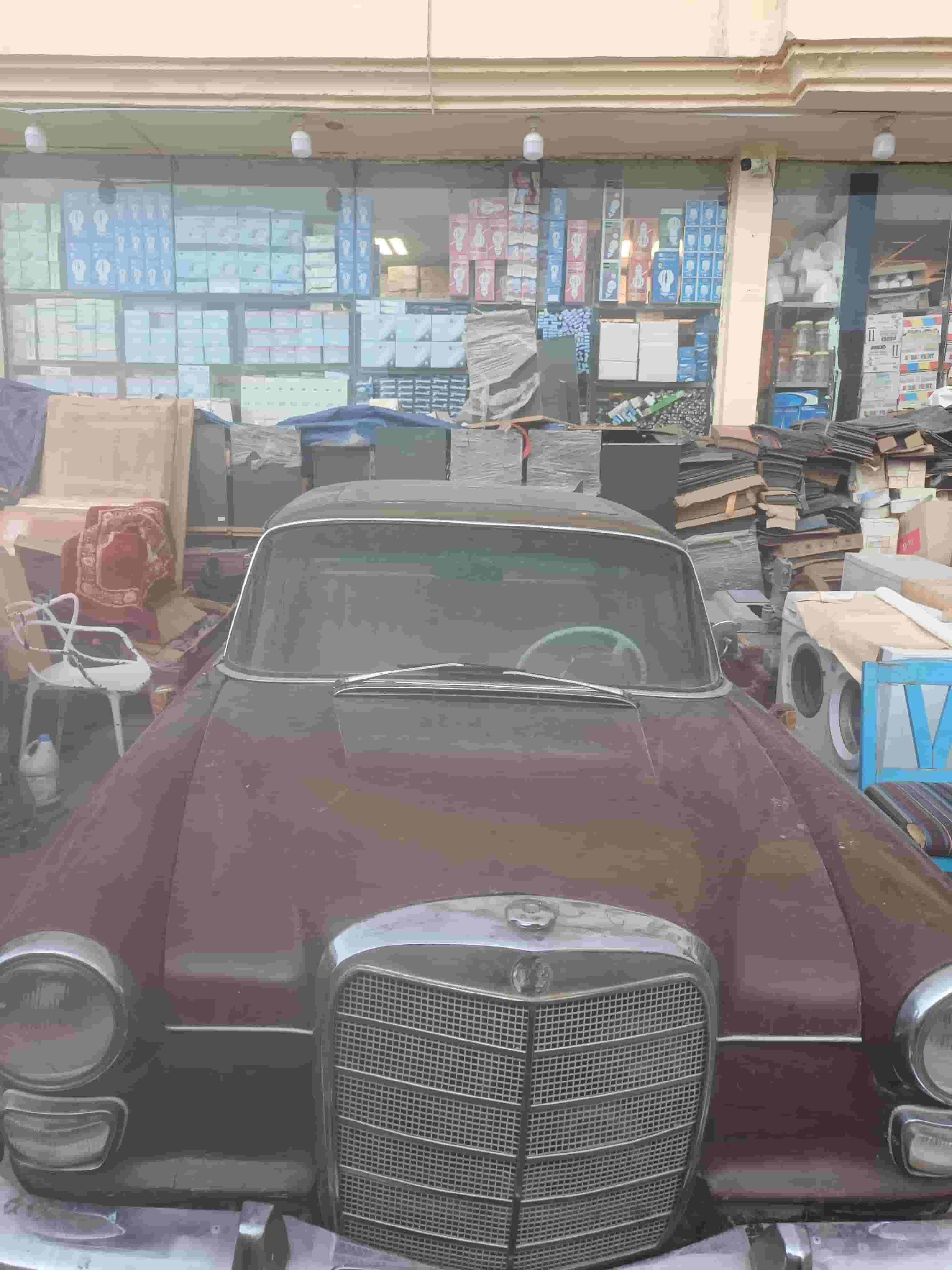 مرسيدس كلاسيك 1963