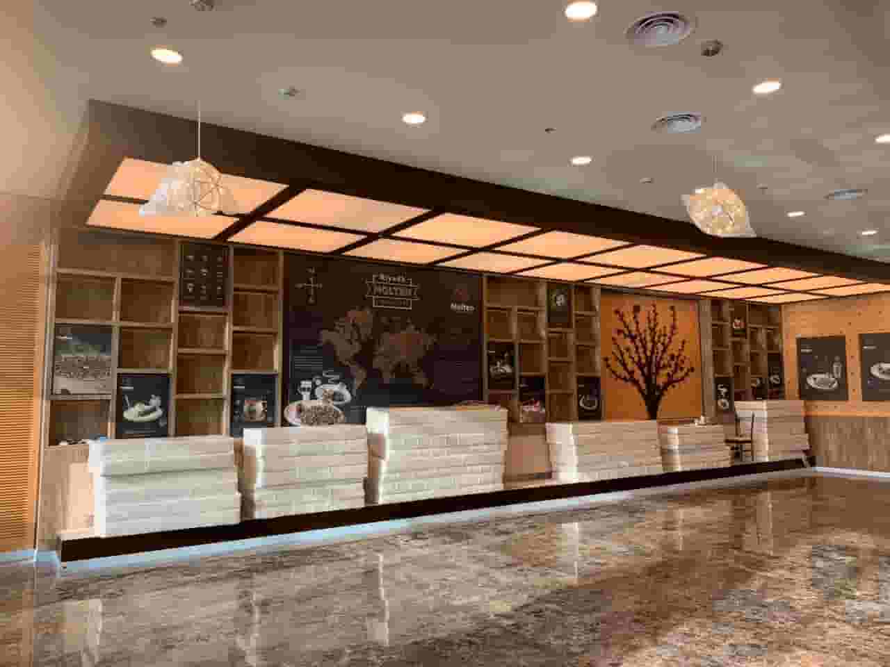 أعمال الديكورات الداخلية والخارجية 