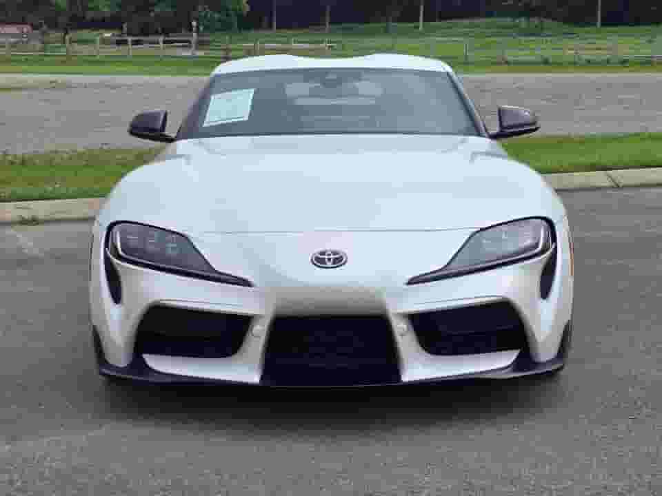 Toyota GR Supra 2024 with carbon fiber mirror covers