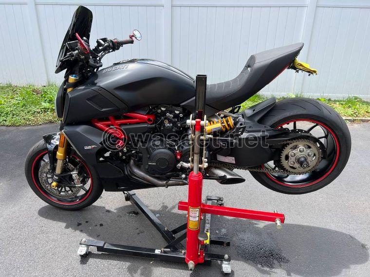 2019 Ducati  DIAVEL 1260 S  2