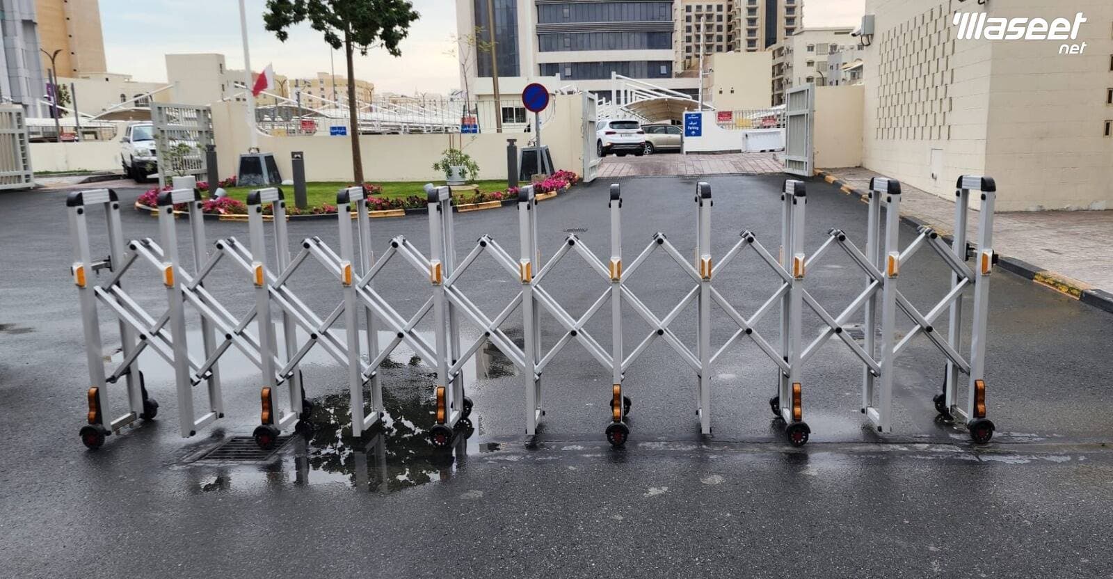 Mobile personnel barriers  1