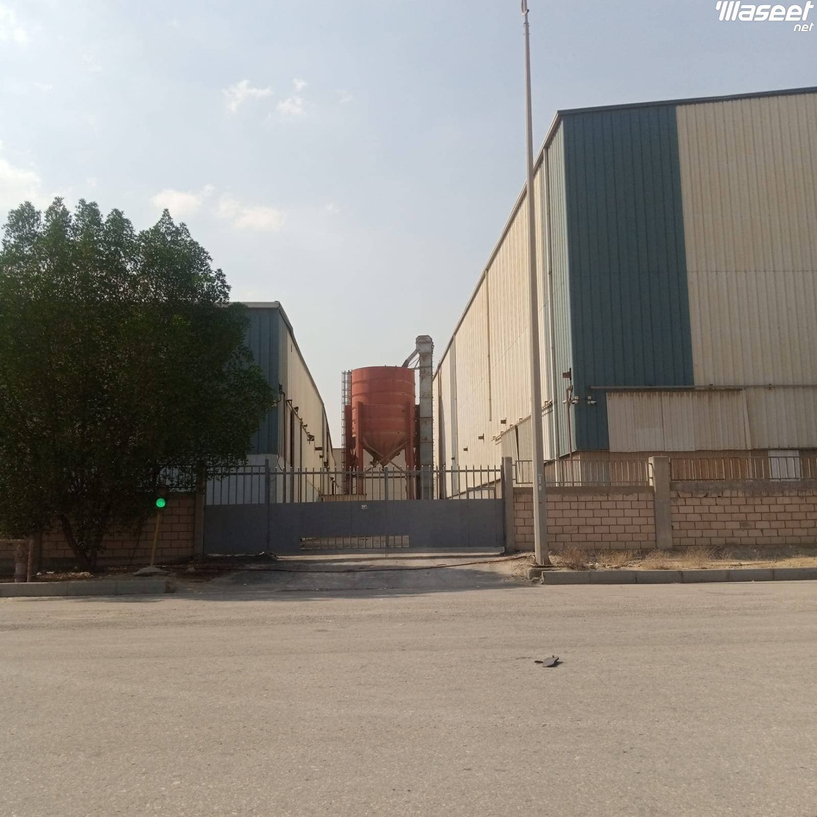 Factory for sale in the second industrial city  0