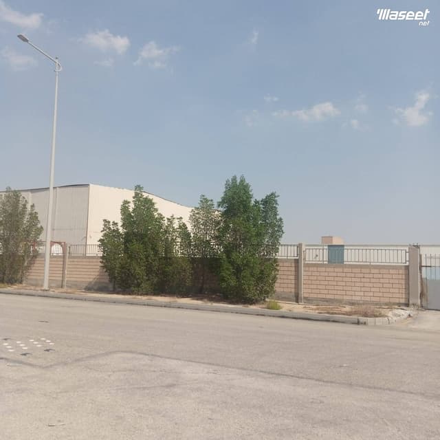 Factory for sale in the second industrial city 