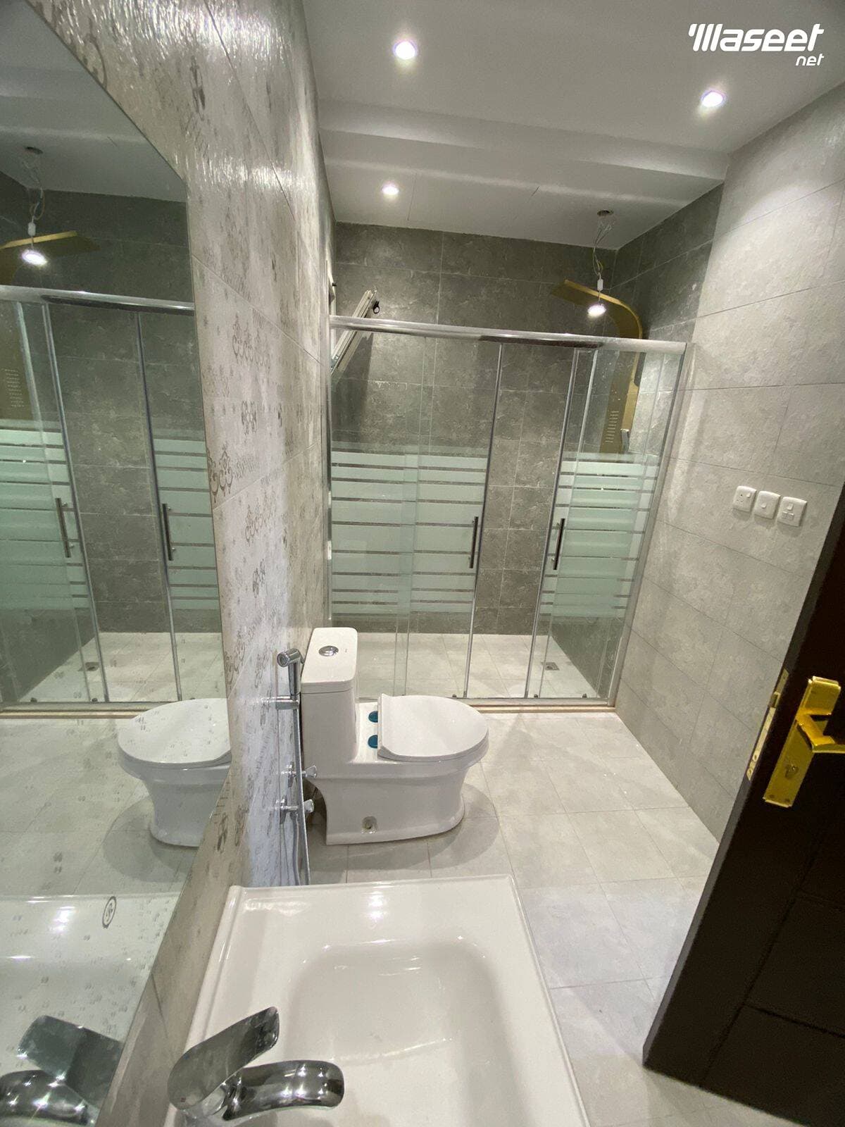 230 m apartment in the most prestigious neighborhoods of Mecca Shawqiyah and Shafi'i 9