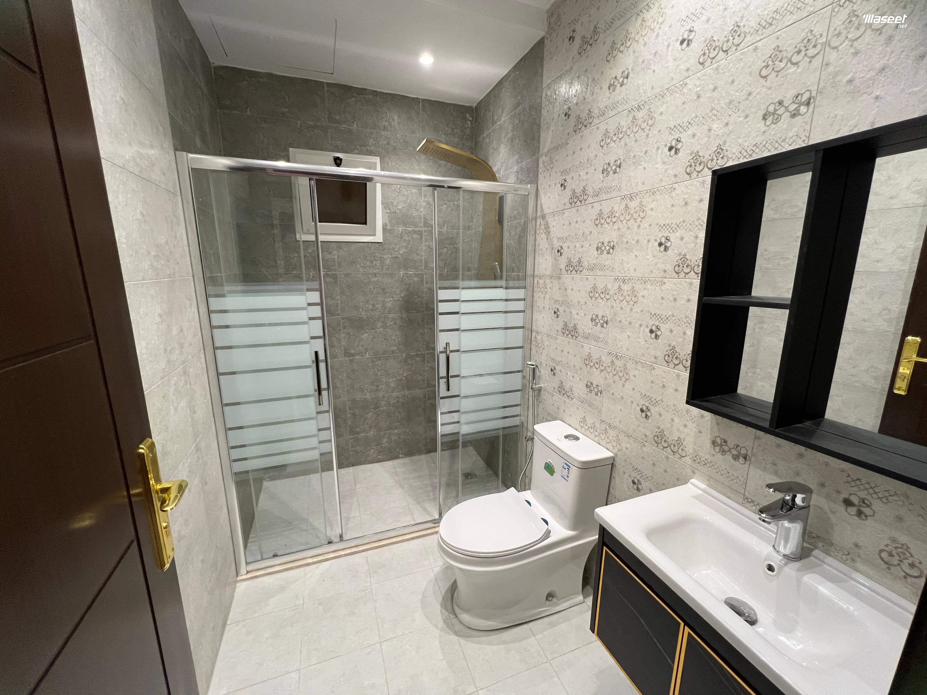 Special luxury apartment for sale in El Shafei 177m 9