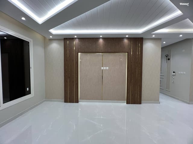 Special luxury apartment for sale in El Shafei 177m