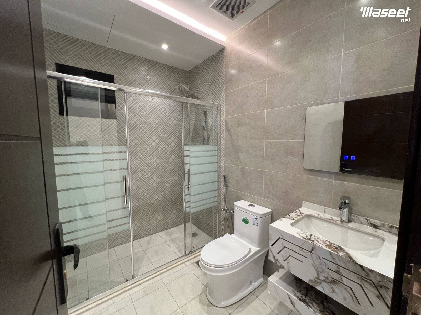Special luxury apartment for sale in El Shafei 3