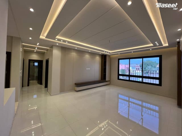 Luxurious and distinctive apartment for sale in Al-Sabhani neighborhood 185 m
