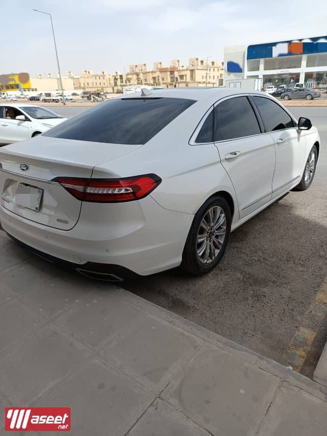 للبيع فورد تورس 2021
