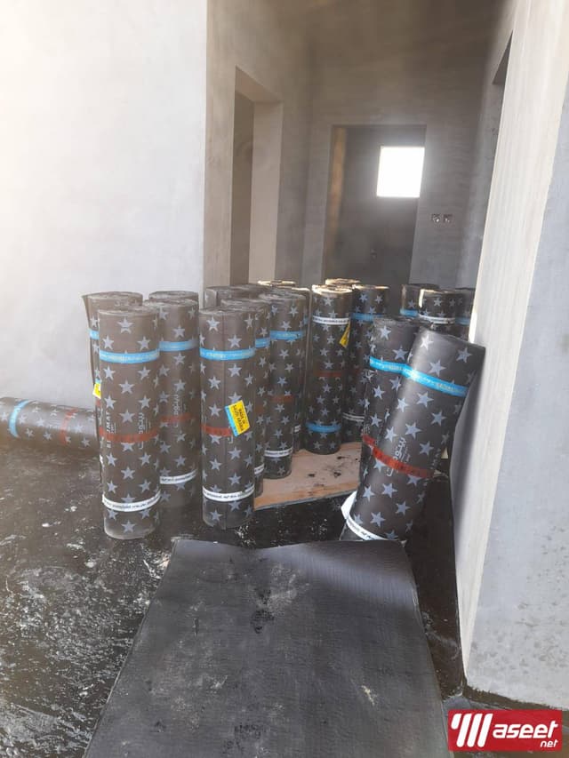 عوازل الاسطح