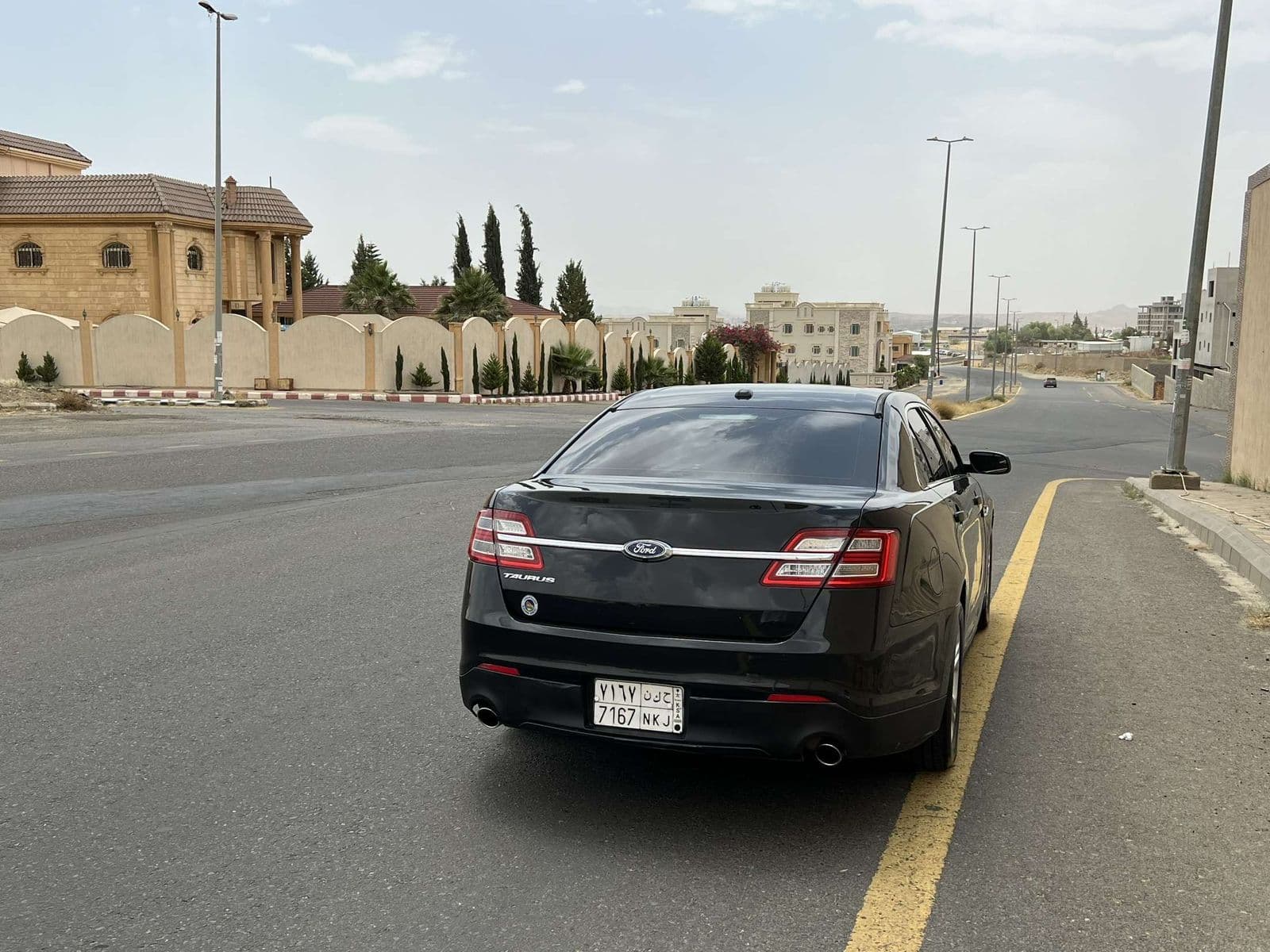 Ford Taurus 2015 for sale 8