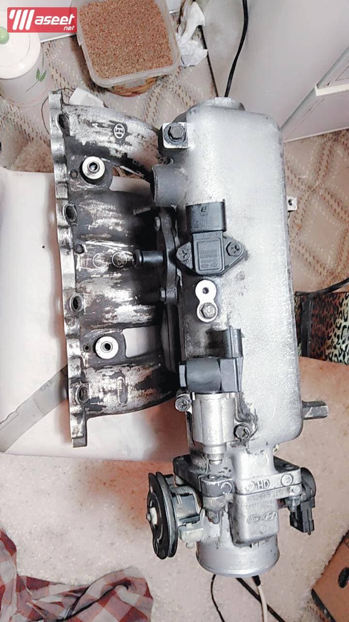 Elantra 2010 refrigerator with gate and sensors 1