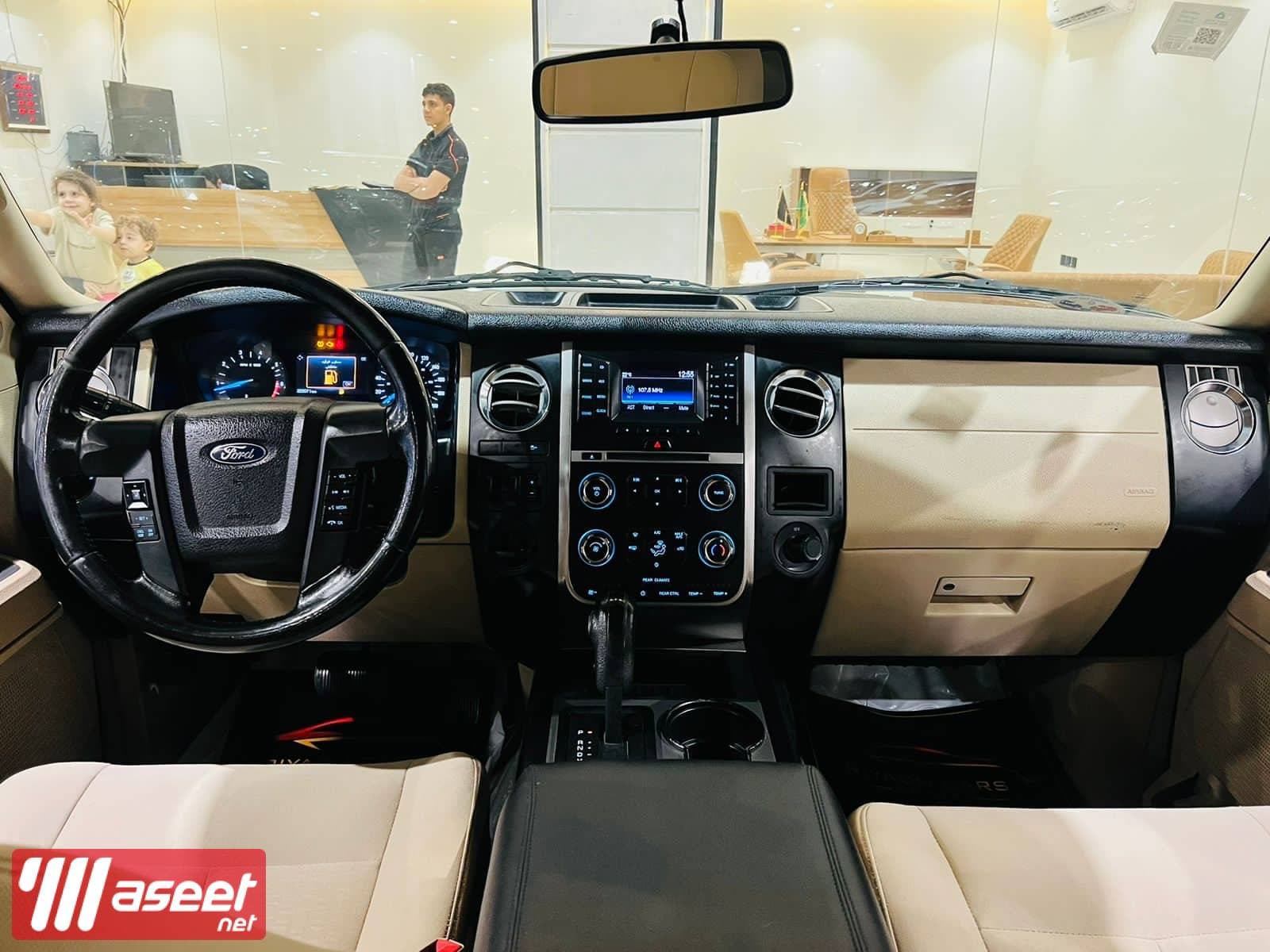 Ford Expedition 2016 0