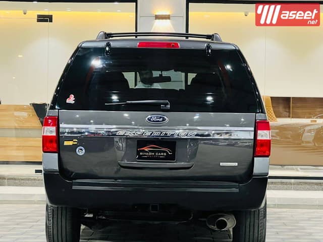 Ford Expedition 2016