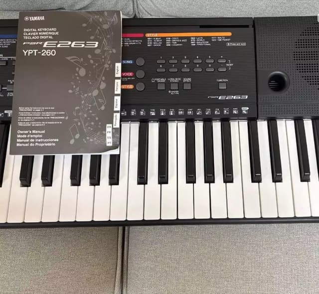 Yamaha 61 keys piano 