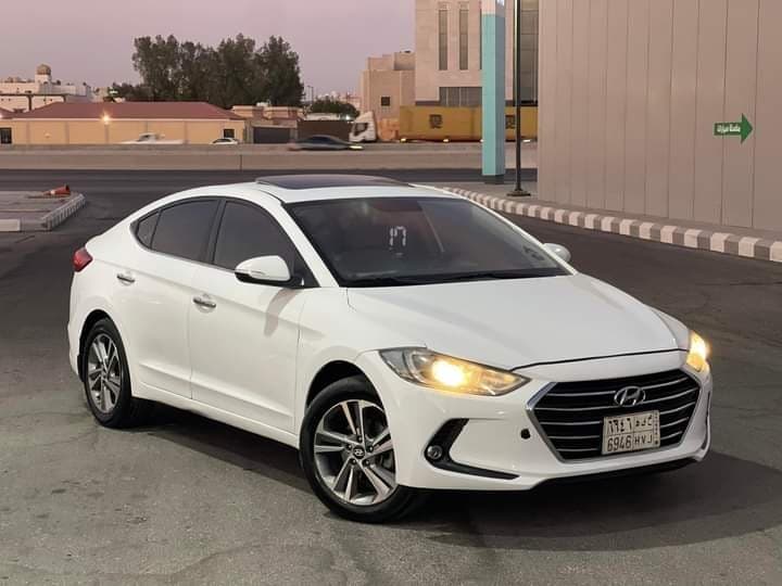 للبيع سياره هيونداي النترا 2017  0