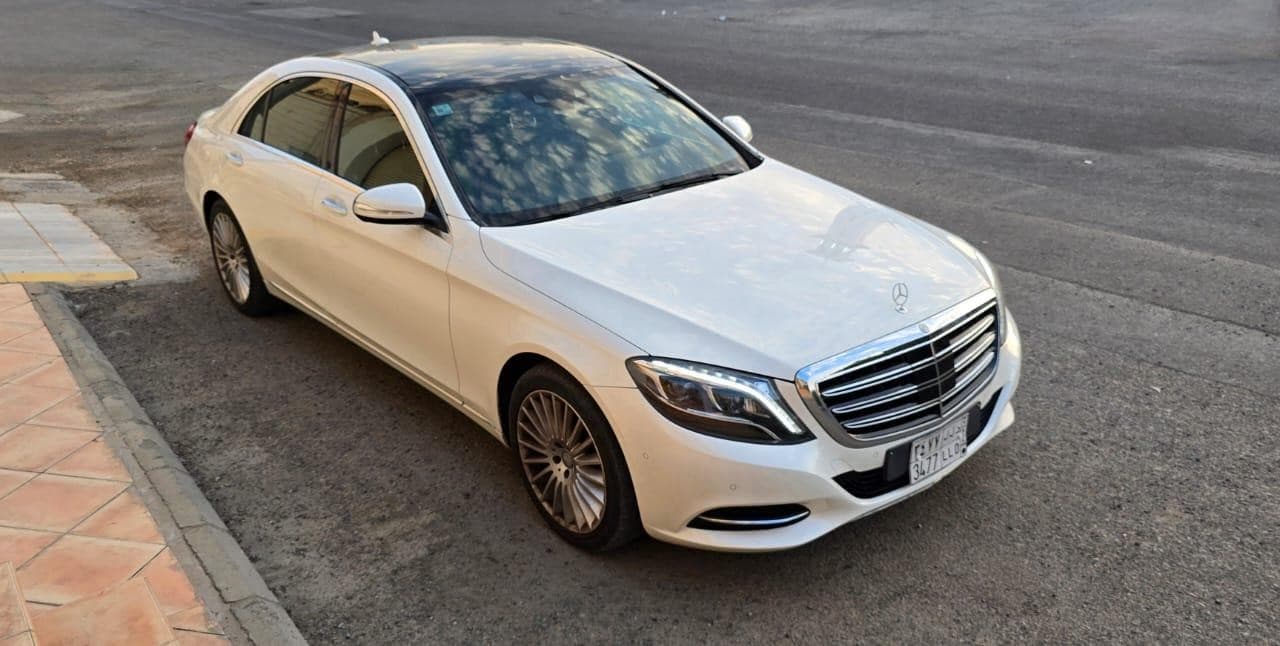 Mercedes 400s model 2015  0