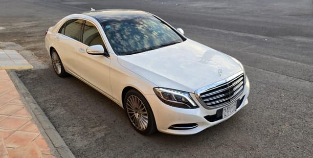 Mercedes 400s model 2015 