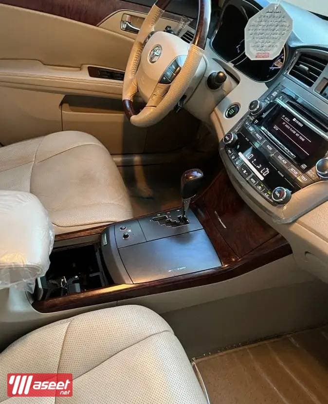 2012 Toyota Avalon 0