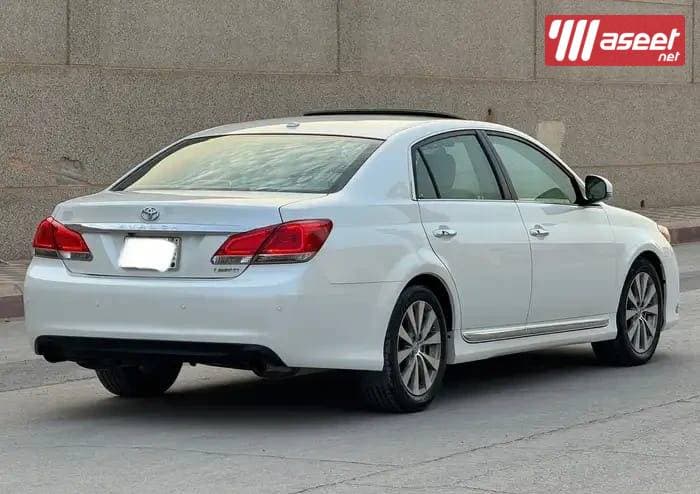 2012 Toyota Avalon 9