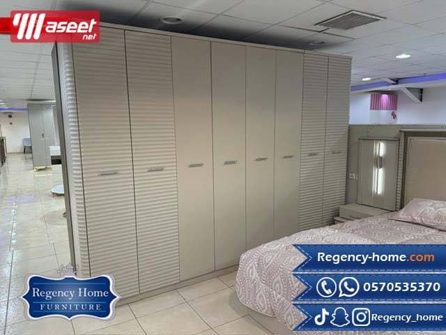 A modern and distinctive bedroom