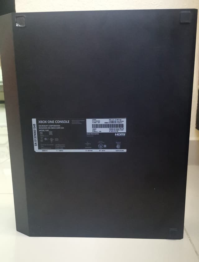 Xbox One in excellent condition