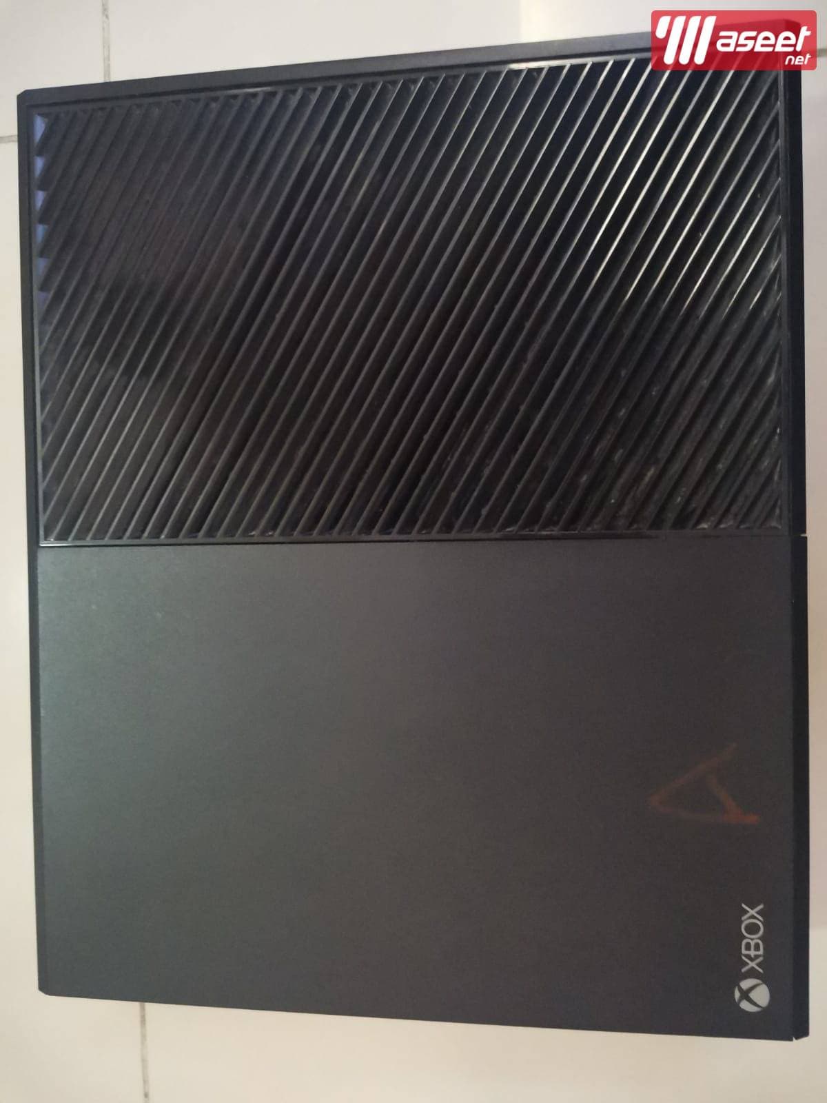 Xbox One in excellent condition 1