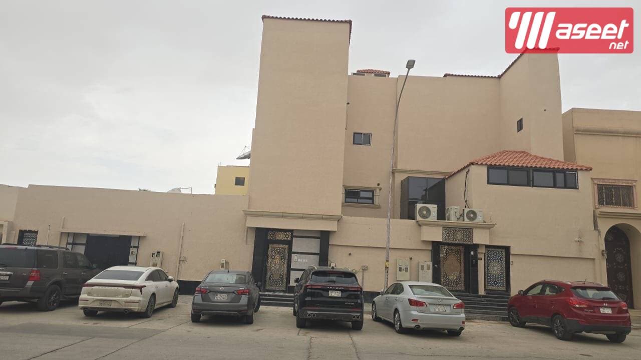 Residential building in Al-Zahraa Malaz neighborhood 3