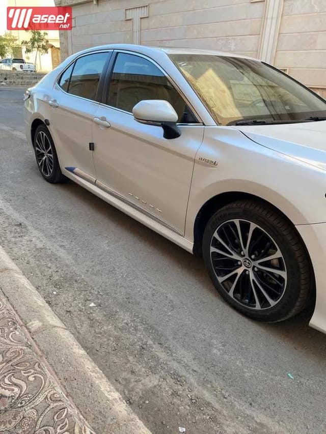 Toyota Camry model 2020 