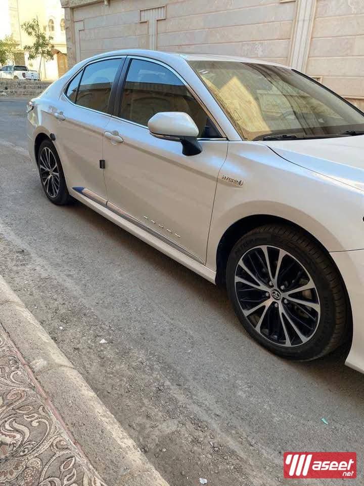 Toyota Camry model 2020  2