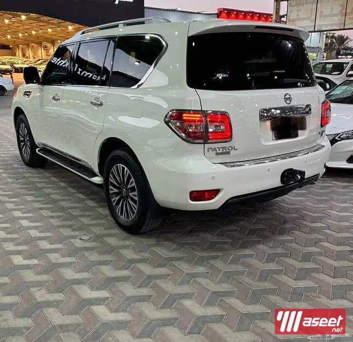 Nissan Patrol 5