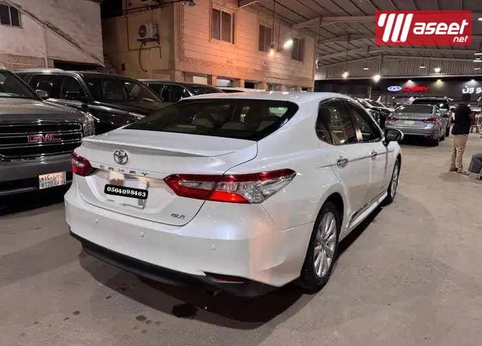 Toyota Camry 2018 3