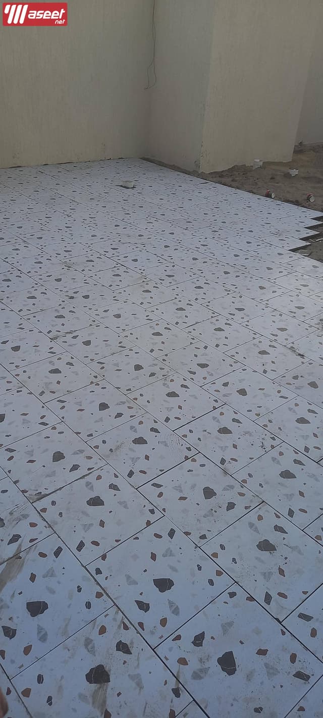 Tile, ceramic and marble teacher